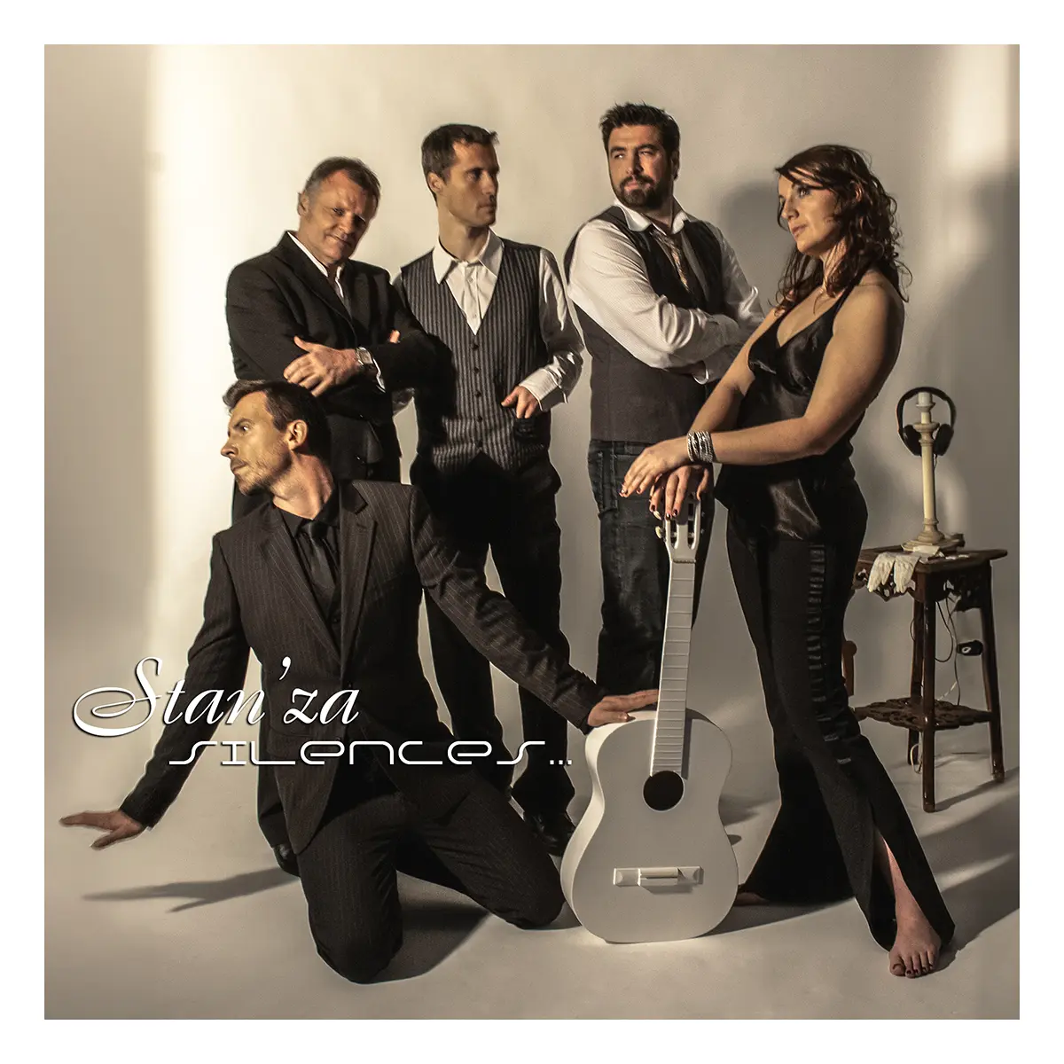 "Silences" album du groupe Stanza
